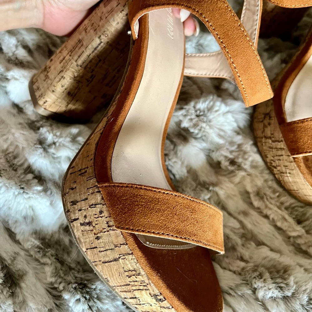 Cork Heels - Picture 3 of 9